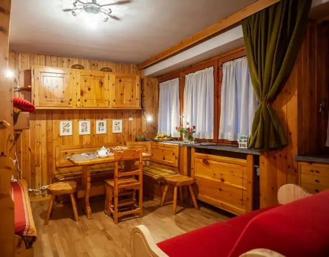 Casa-chalet, in centro a Courmayeur!