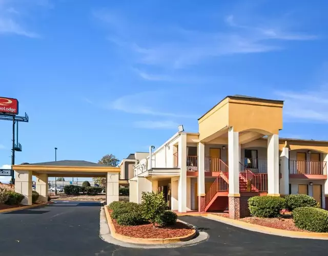 Econo Lodge - Conyers