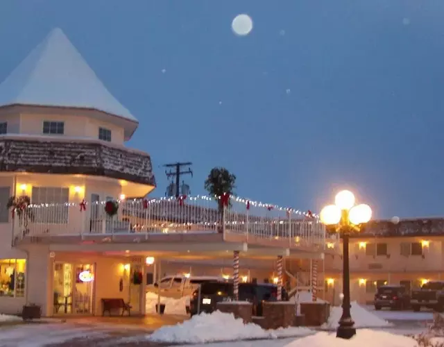 Model A Inn