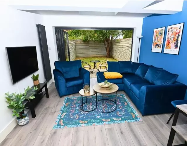 The Haven Ten - Chic & Roomy Escape -Free WiFi