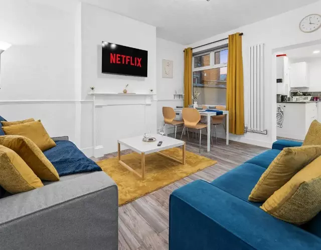 7 beds, sleeps 7, Contractors Professionals & Families