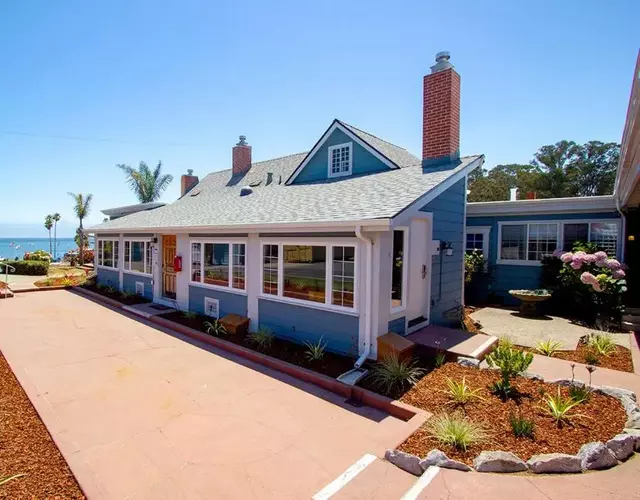 Edgewater Beach Inn