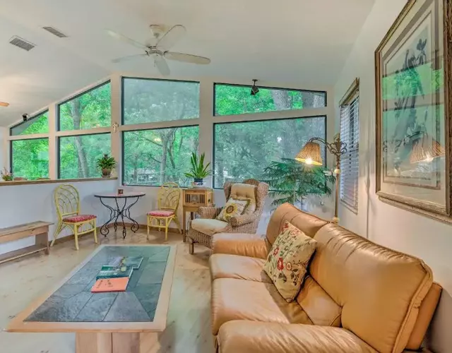 Waterfront Inglis Getaway with Dock 5 Mi to Gulf