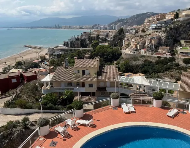Cap Blanc Apartment with Sea View and Beach