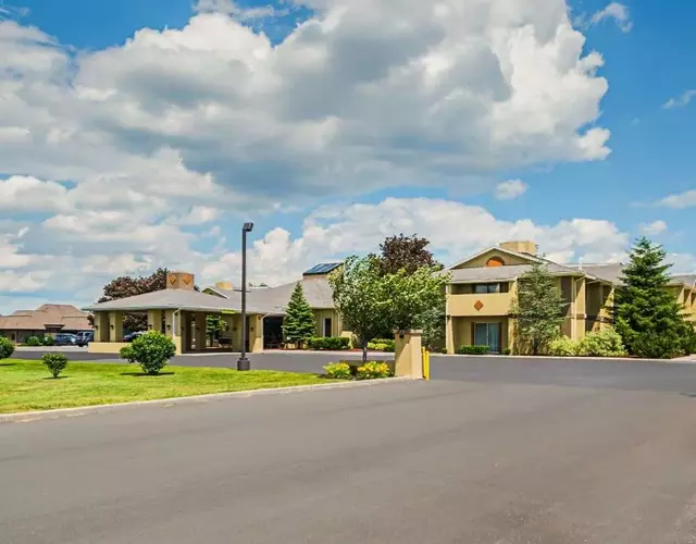 Quality Inn & Suites Frostburg-Cumberland