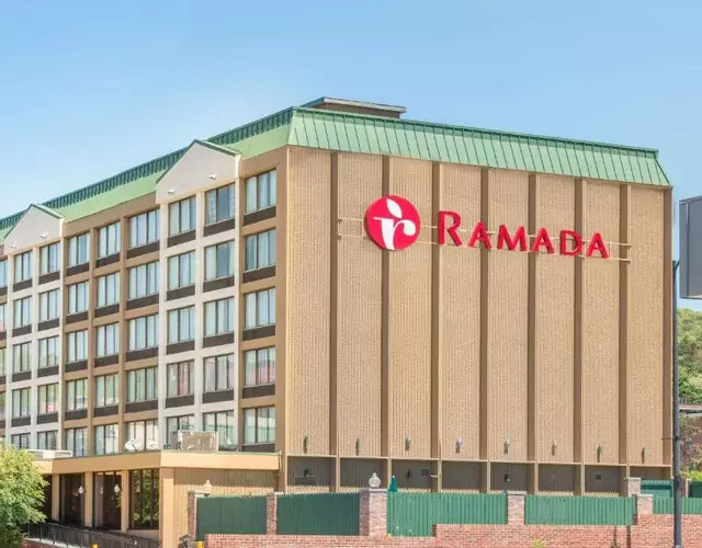 Ramada by Wyndham Cumberland Downtown