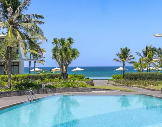 Melia Danang Beach Resort