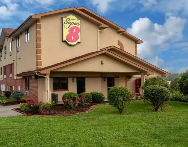 Super 8 by Wyndham Abingdon VA