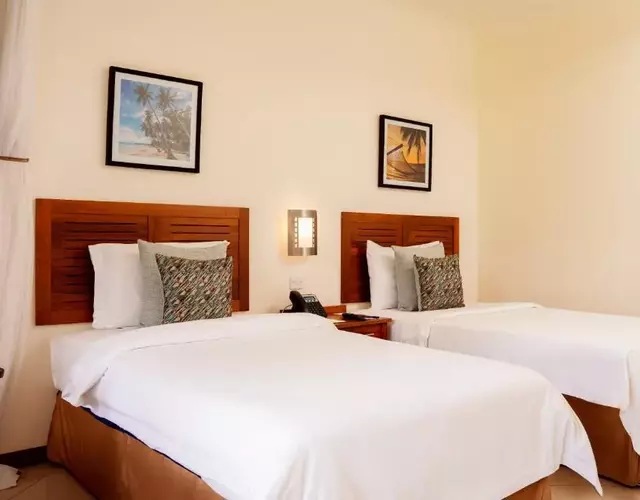 White Sands Hotel