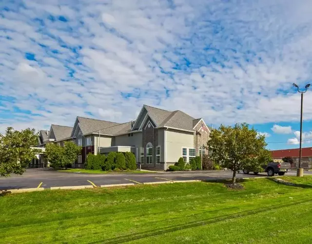 Best Western Crown Inn & Suites - Batavia