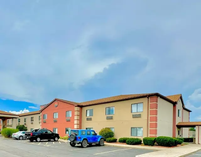 FairBridge Inn & Suites Batavia-Darien Amusement Park