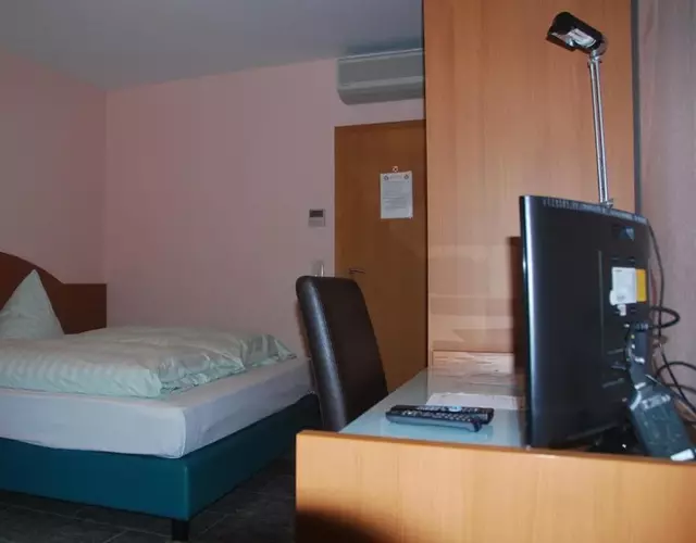 Hotel & Restaurant Garda