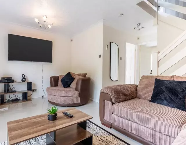 Sleeps 8 - 10 Mins To Dartford Crossing - With Parking