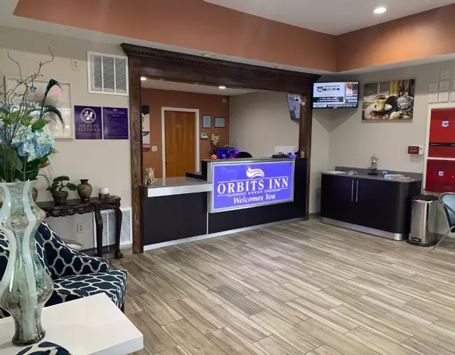 Orbits Inn