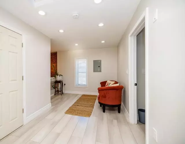 Luxurious room in Fall River Stay