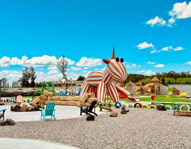 QING Luxury Campgound Hotel