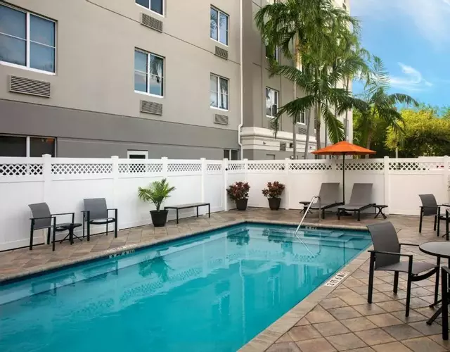 Four Points by Sheraton Fort Lauderdale Airport - Dania Beach