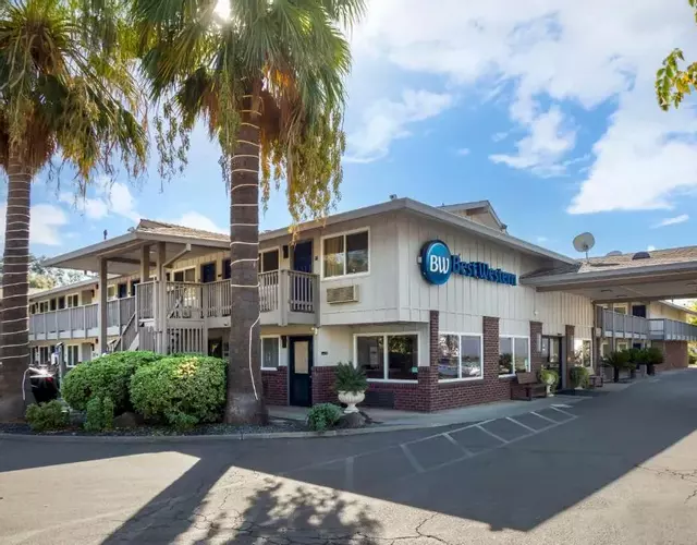 Best Western Shadow Inn