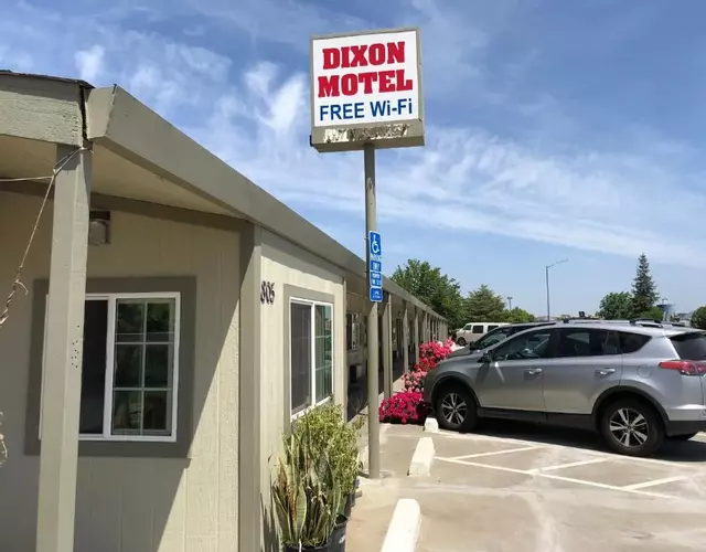 Dixon Motel