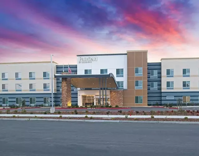 Fairfield by Marriott Inn & Suites Winters Davis