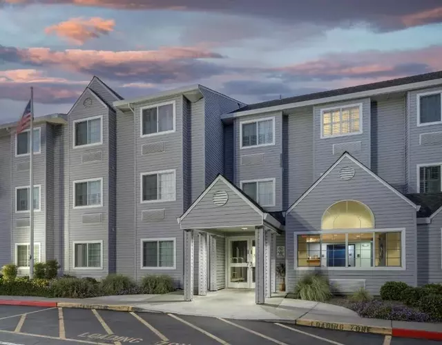 SureStay by Best Western Sacramento South Natomas