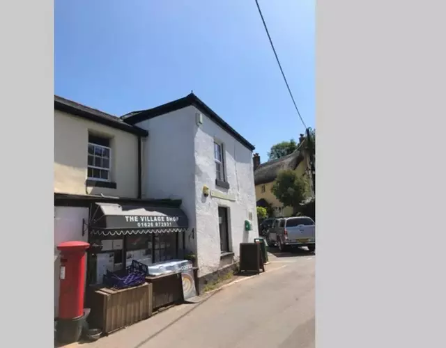Cornerside, a character apartment in Stokeinteignhead, South Devon
