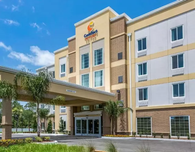 Comfort Suites Daytona Beach-Speedway