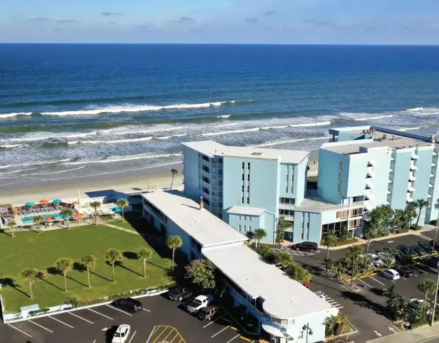 El Caribe Resort and Conference Center