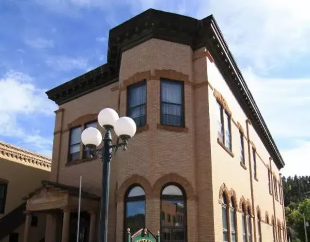 Town Hall Inn