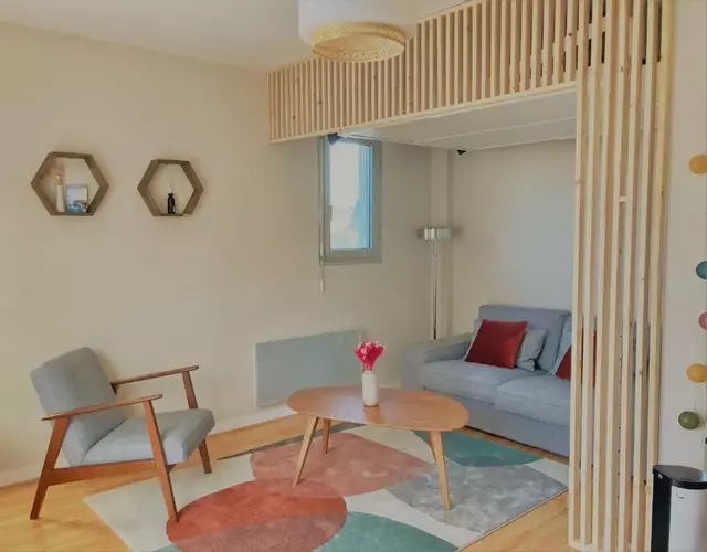 Studio proche plage balcon et parking