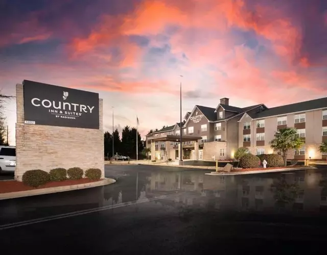 Country Inn & Suites by Radisson, Stone Mountain, GA