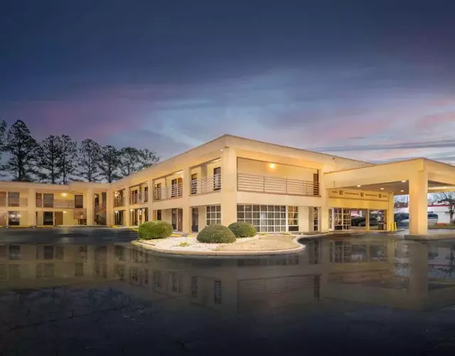 Days Inn by Wyndham Atlanta Stone Mountain