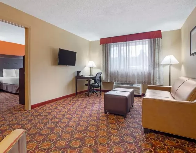 Best Western The Inn at Sharon - Foxboro