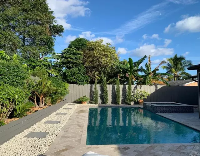 Retreat with Salt Water Heated Pool & Spa