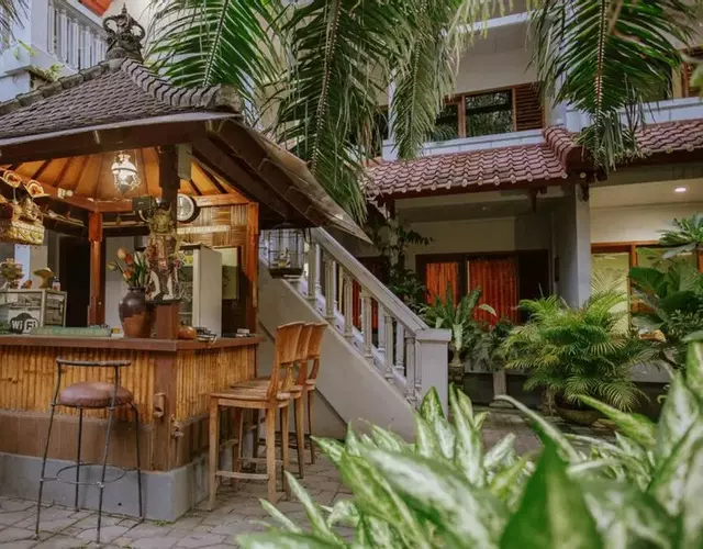 Nakula Familiar Inn