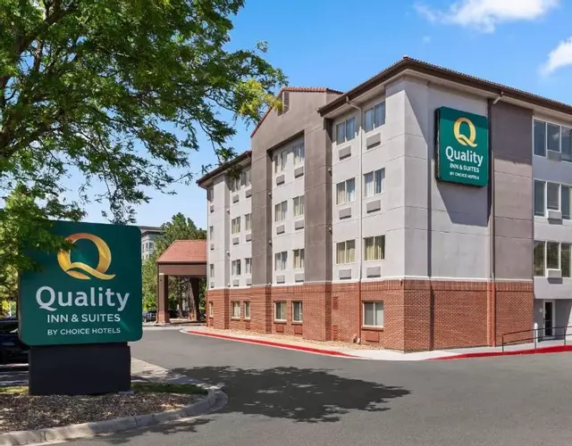 Quality Inn & Suites Denver International Airport