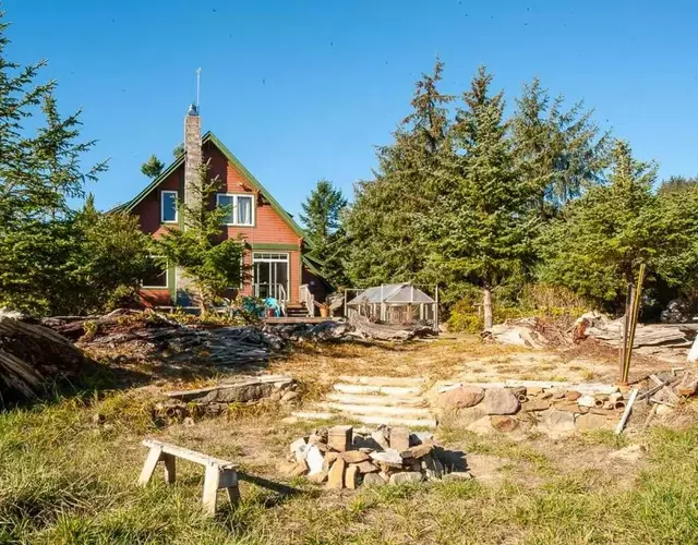 Schooner Creek Retreat