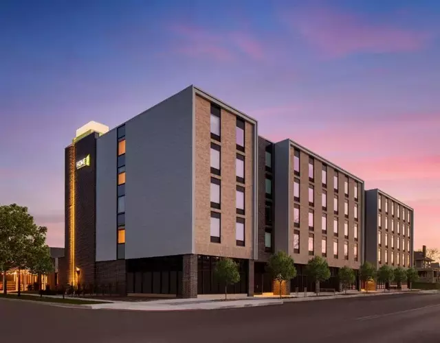 Home2 Suites by Hilton Des Moines at Drake University