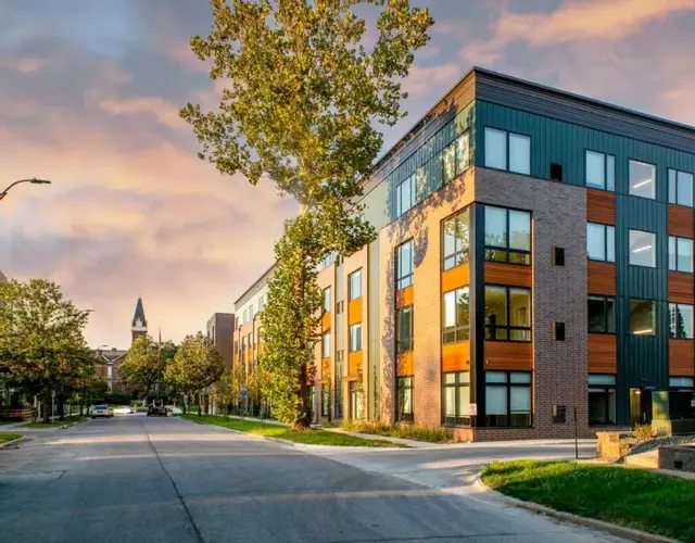 Sleepover Studio Apartments Des Moines