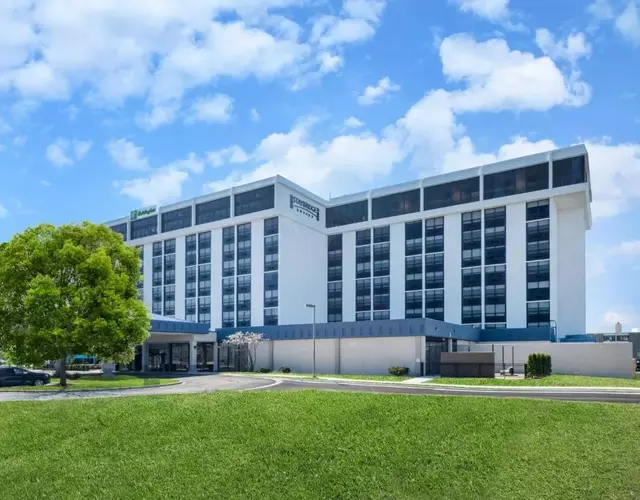 Staybridge Suites Chicago O'Hare - Rosemont by IHG