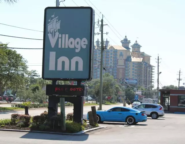 Village Inn Destin