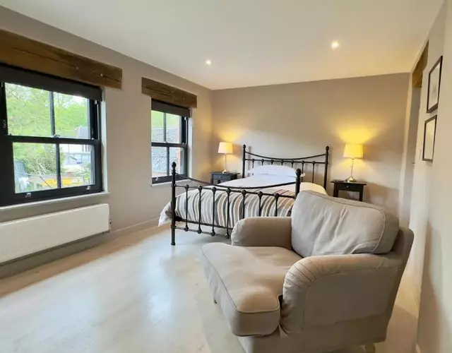 Salisbury Apartments - 2 bedrooms, 2 bathrooms