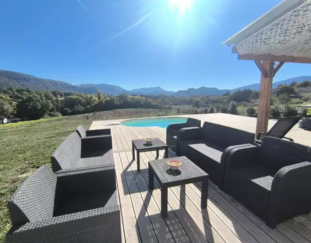 Entre Bois et Lumiere