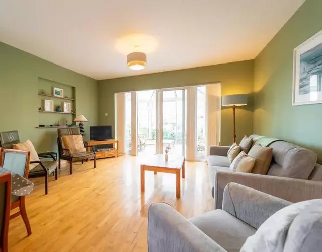 Dingle Harbour Hideaway