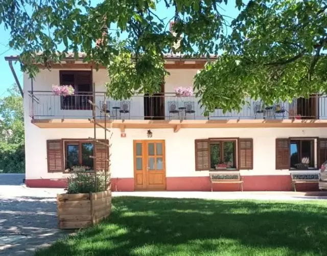 Apartma Brina 3