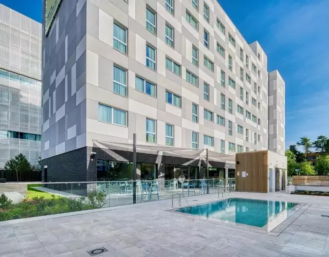 Holiday Inn Express - Madrid - Airport by IHG