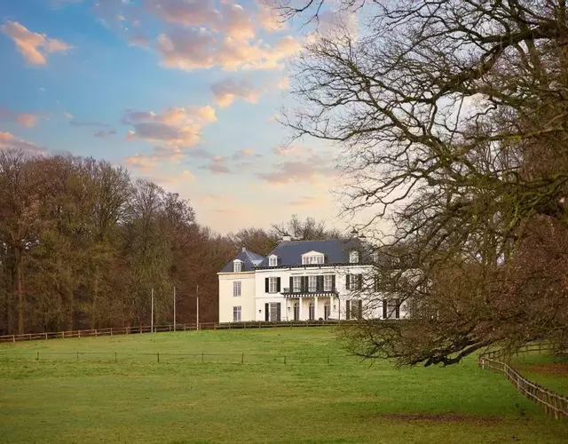 Wellnessresort & Hotel De Valkenberg
