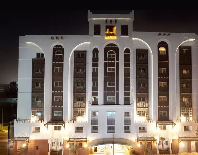 Al Liwan Suites