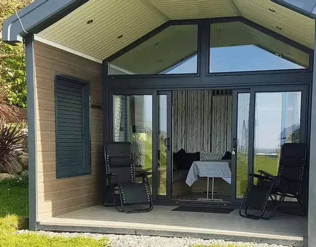 POD6 Family Glamping with seaview & Wi-Fi