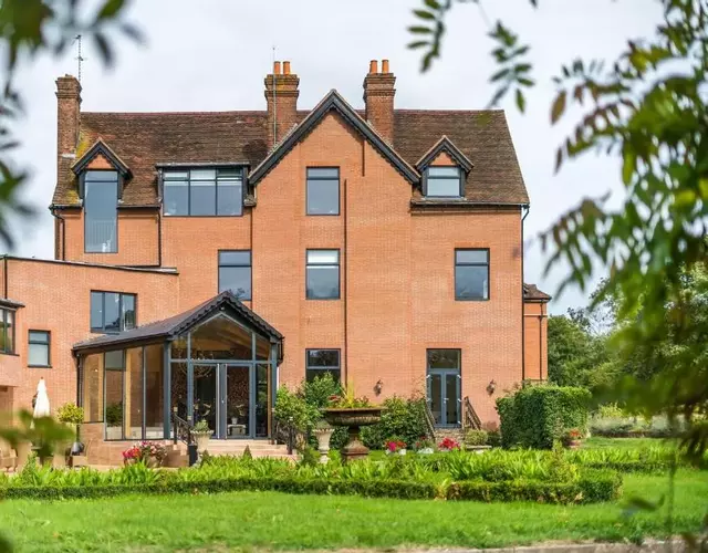 Guildford Manor Hotel & Spa